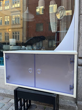 Vintage Ikea skab med plast låger