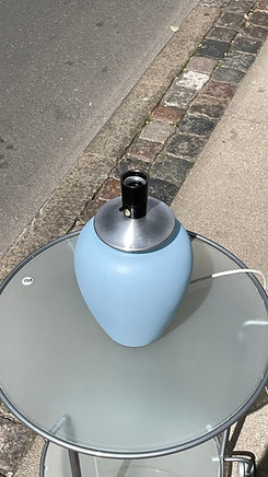 Smuk blå bord lampe i glas
