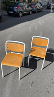 Vintage skole stole i hvidt metal stel