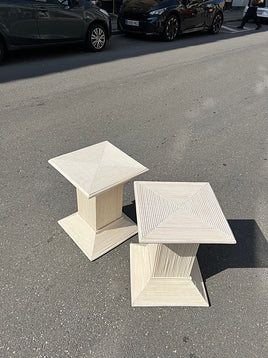 Hvidmalede side bord / bord ben / sofa bord i hvid malet  bambusflet