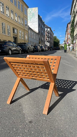 Trip trap magasin holder / bog holder / avis holder i træ