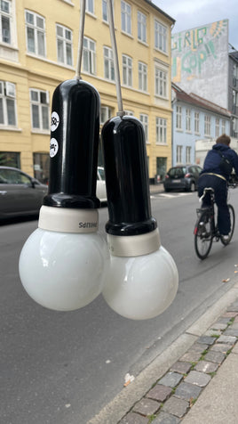 Philips plast loftlamper i glas og plast.