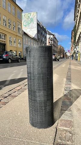 Høj keramik vase med riller