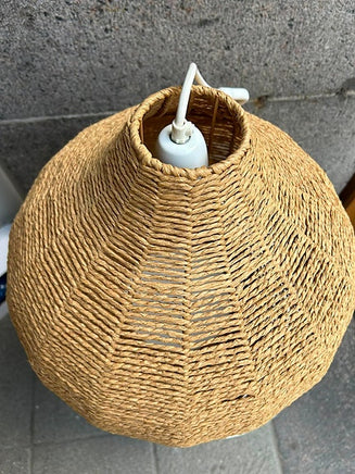 Fin loft lampe i flet