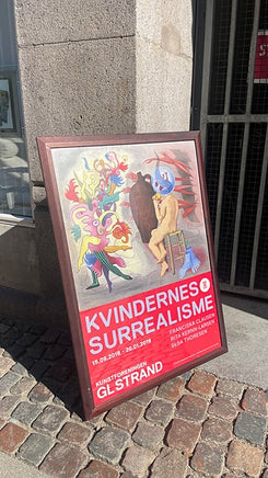 Væghængt billede "Kvindernes surrealisme" plakat i ramme