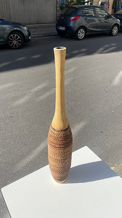 Flot gulv vase / bord vase i keramik/ler med flet detaljer