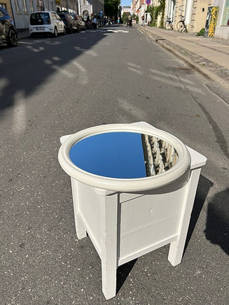 Vintage vægspejl med plast ramme